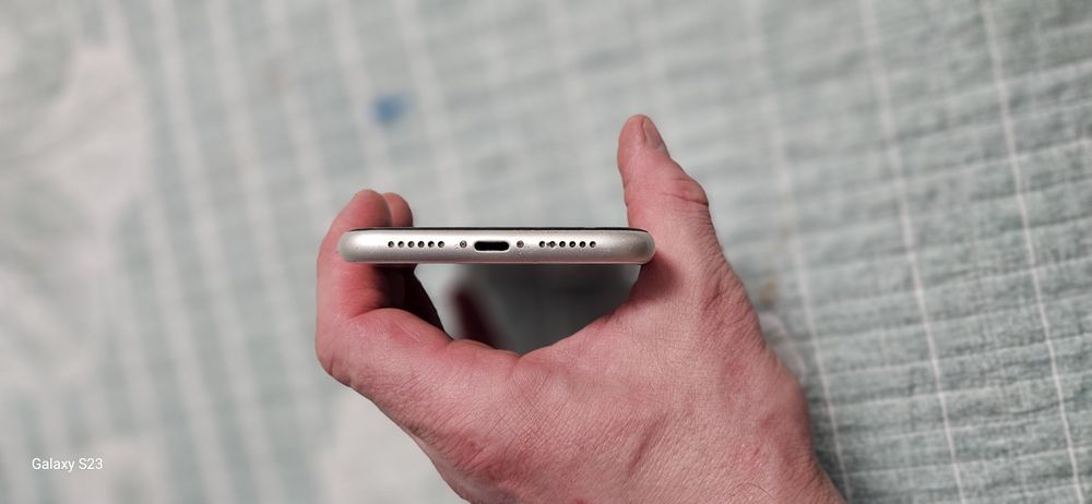 Iphone 11 в отличном состоянии