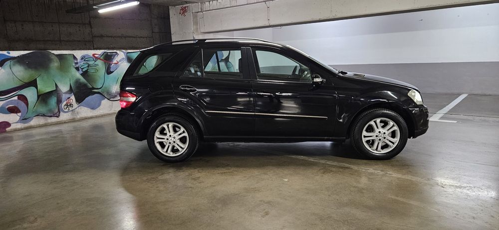 Mercedes ML, 3.0 diesel, 4 MATIC (4x4), DVD fata-spate, FULL-OPTION