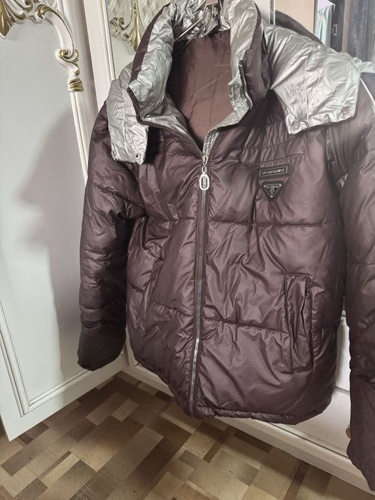 Продам куртки на 44 размер