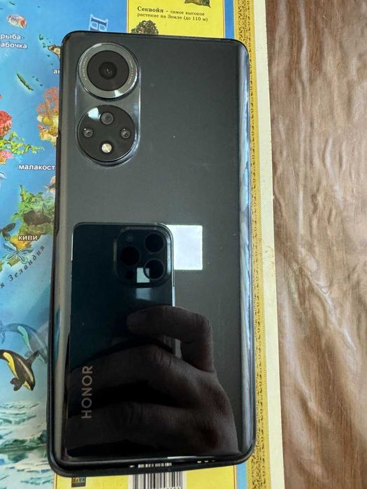 Продается телефон Honor 50 в хорошем состоянии