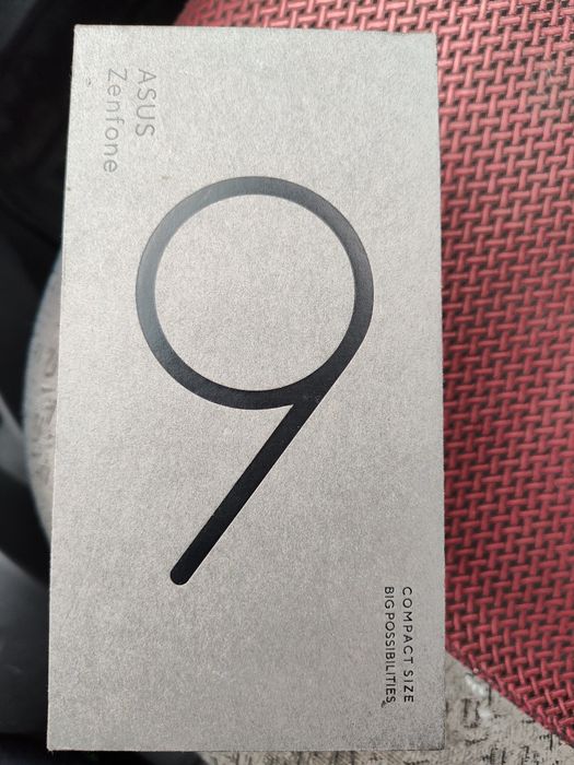 Продам Asus zenfone 9