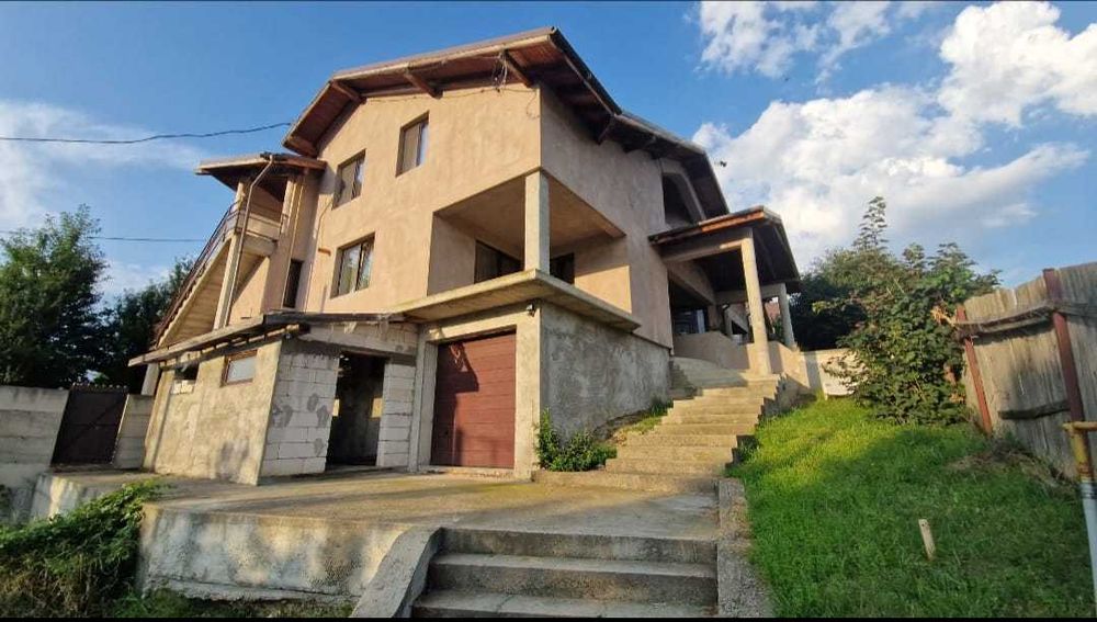 Parter duplex + demisol (260 mp)