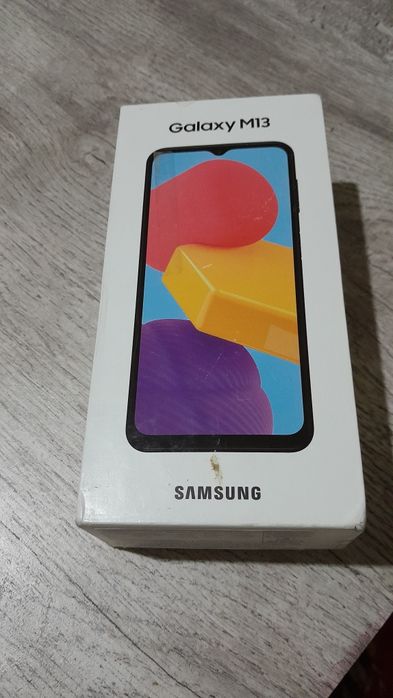 Samsung galaxy M13 sotiladi karobka document Hali yangi pachti
