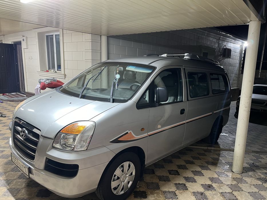 Hyundai Starex 11 мест
