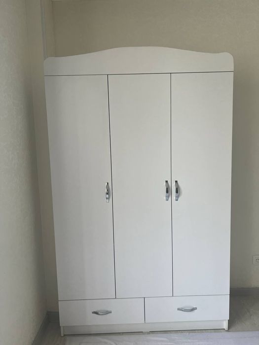 Kravat detskiy shkafla sehdan primoy