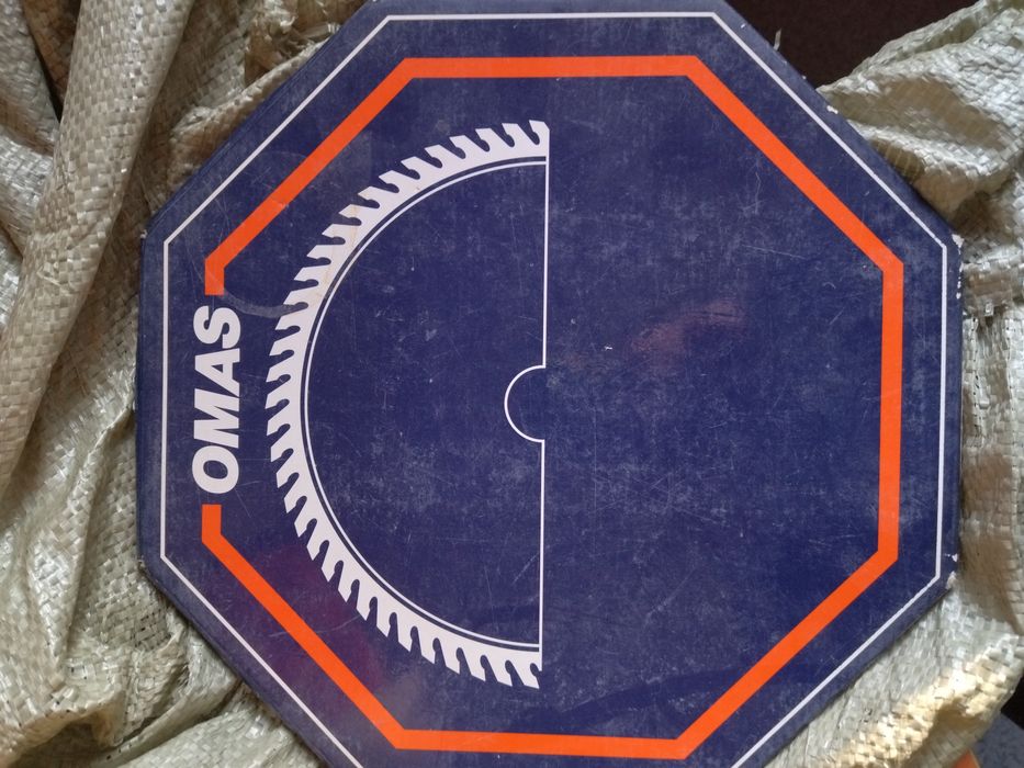 Отрезной диск по дереву