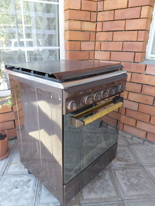 Газ плита б/у...