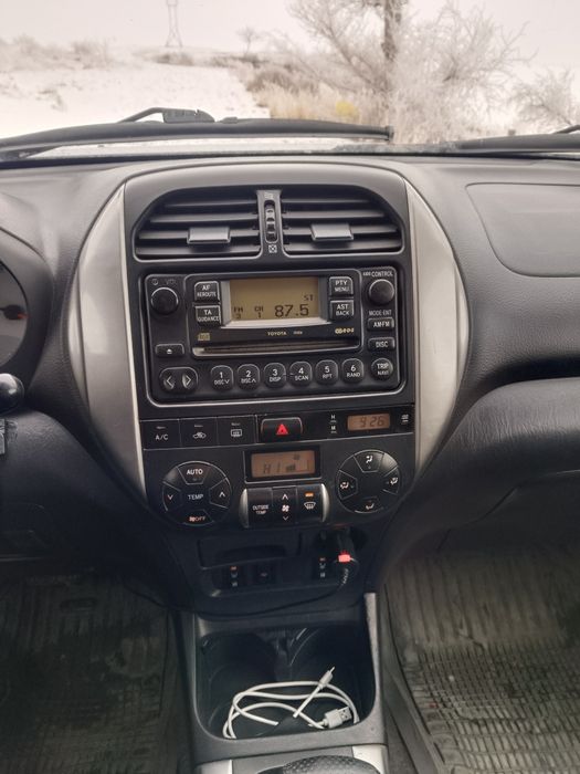 Продаётся тойота рав4