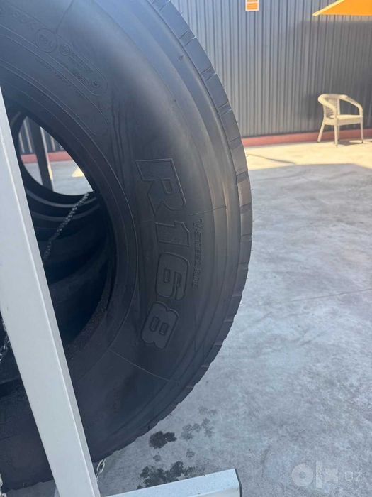 Оригинальные грузовые шины Bridgestone / ведущие / рулевые / прицепные