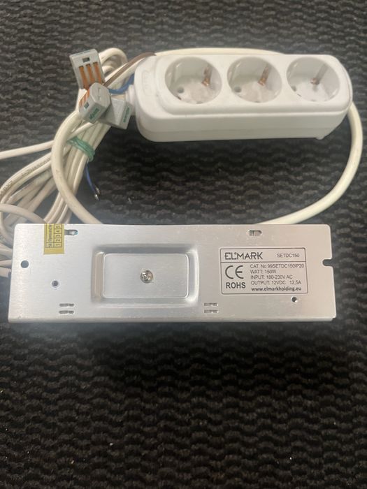 Sursa de alimentare in comutatie Elmark