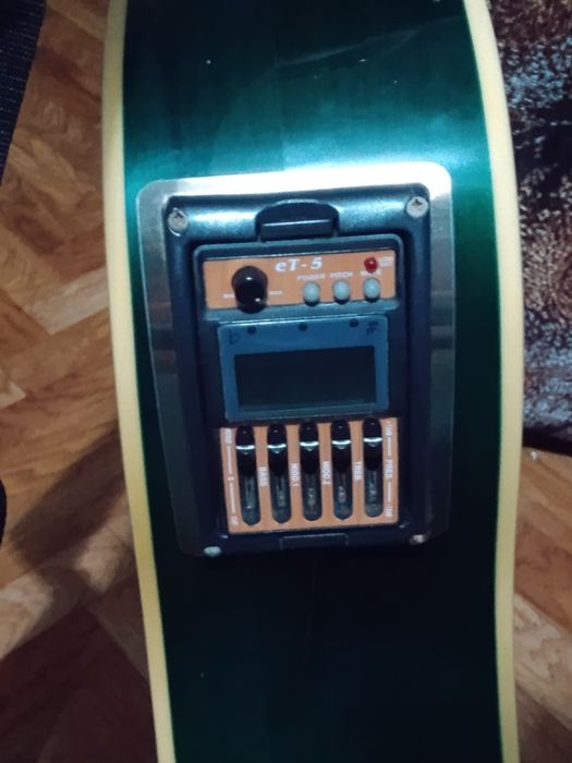 Продам гитару Sony