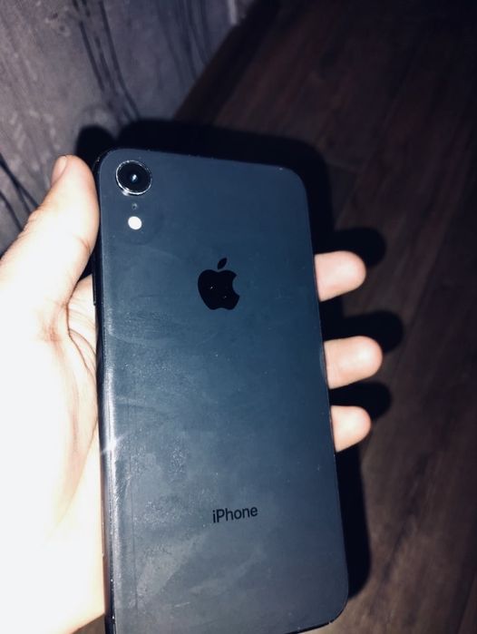 Обменяю Айфон Хр 64гб