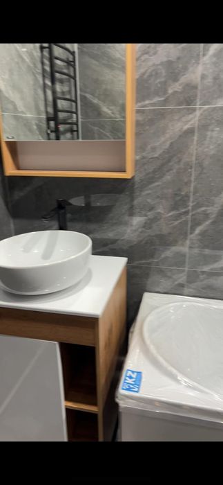 Продаётся трёхкомнатная квартира