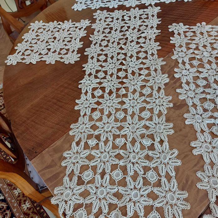 Dantele fine din macrame SET complet 7 obiecte