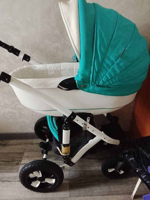 Продам коляску  в хорошем состоянии