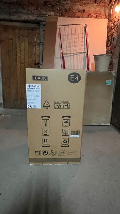 Хладилник INDESIT I48VM