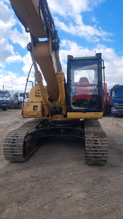Excavator pe senile CAT 318C