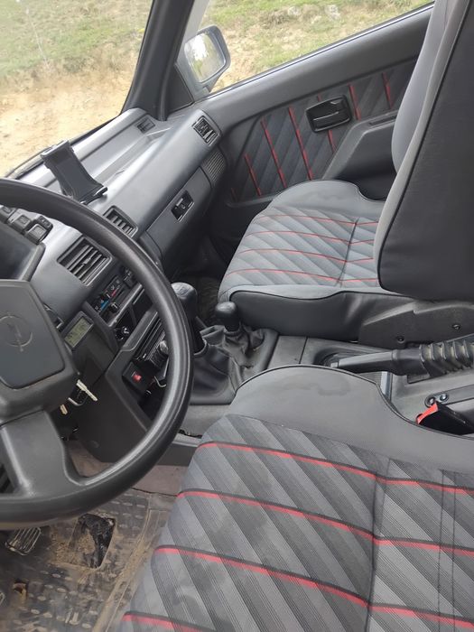 de vanzare opel frontera