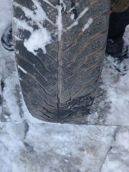 Зимние шины колеса в сборе