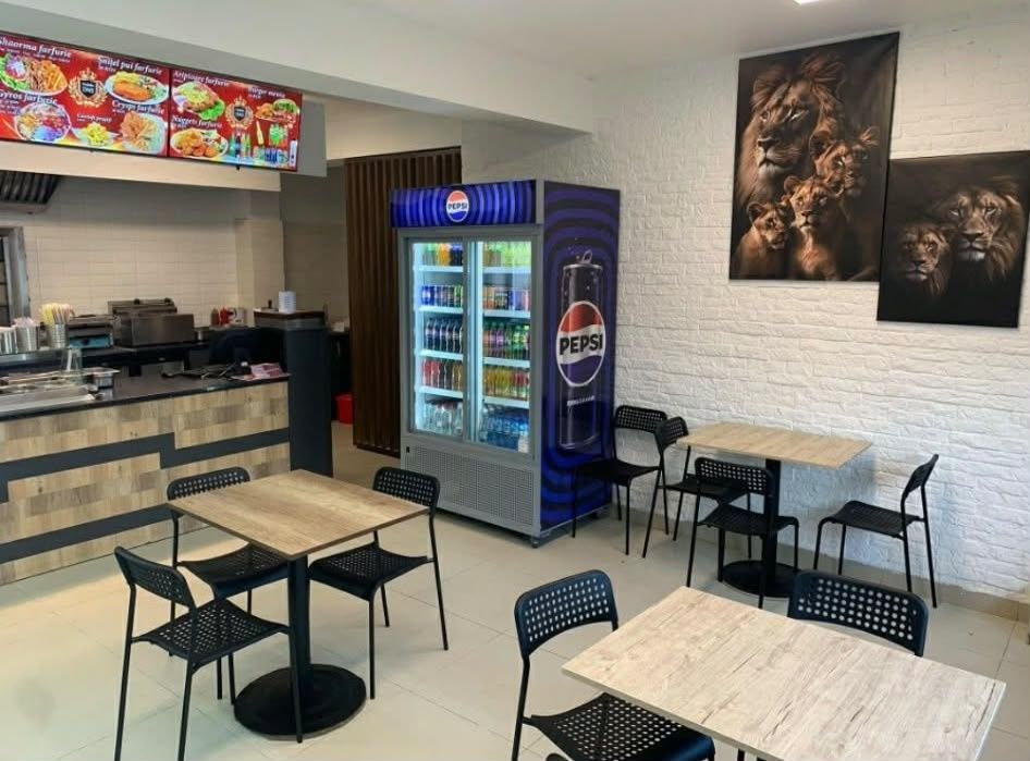Se vinde Fast Food