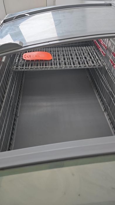 Vând ladă frigorifică