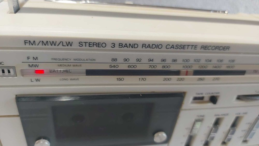 Audio Sonic TBS-8200 Stereo Radio Cassette Recorder