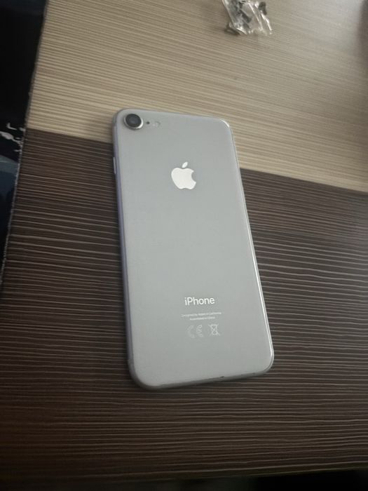 Iphone 8 белый рабочий