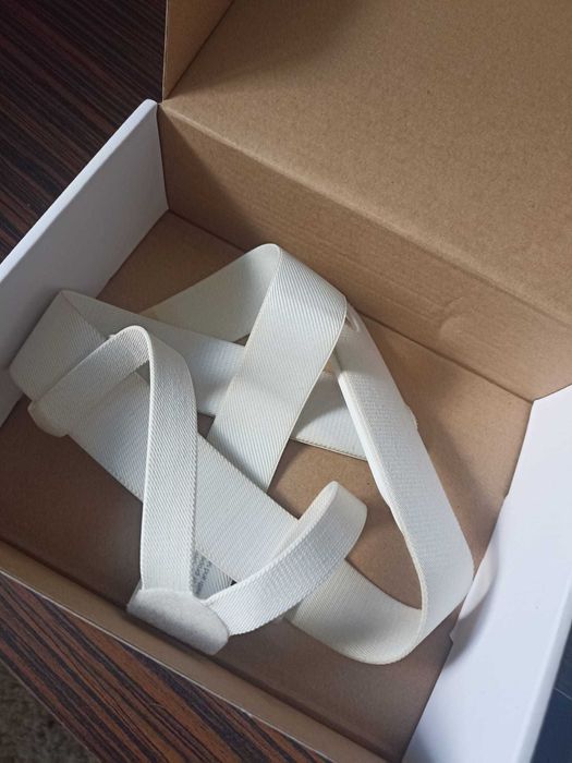 Meta Quest 3 128gb + controllere + Elite Strap (baterie 10000mAh) + cablu VRLink pc