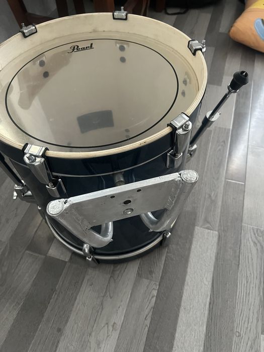 16 bass bochka sotiladi