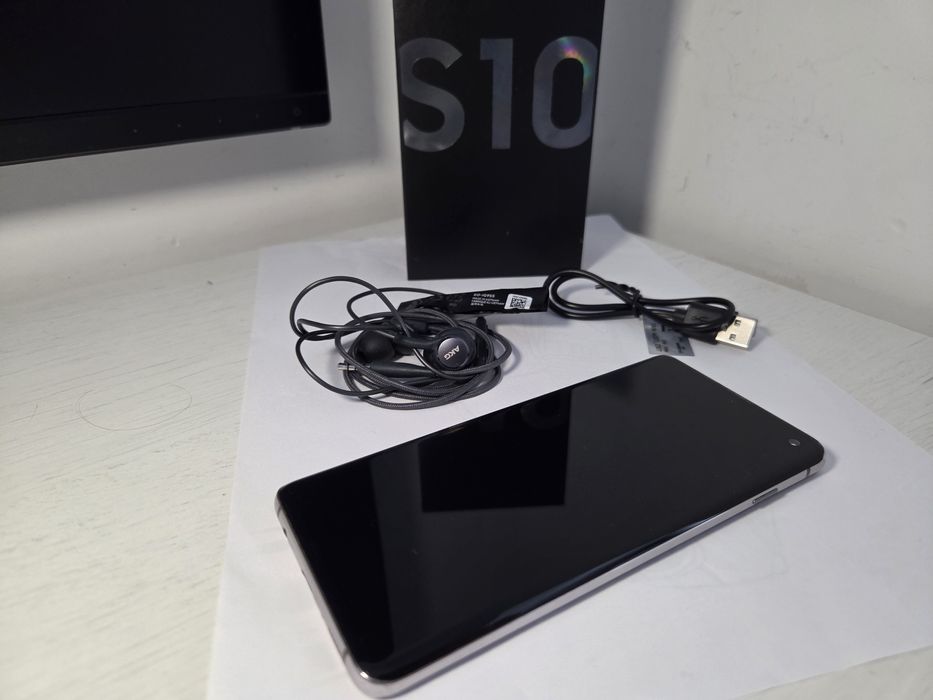 Samsung Galaxy S10 dual SIM, 128gb, 8gb RAM