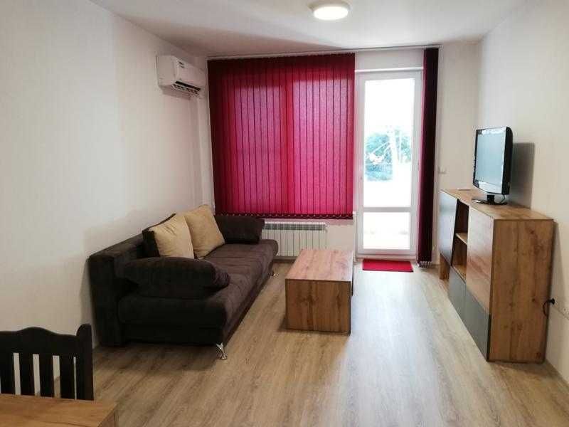 Дава се под наем Двустаен апартамент в София, Зона Б-19 - 70 кв.м за 400 € - Снимка #2