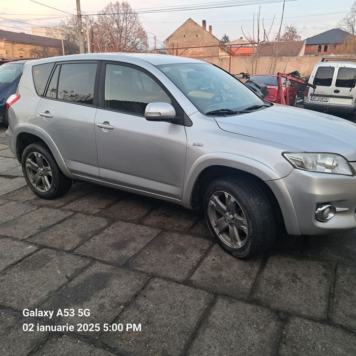 Ocazie rate!! Toyota Rav 4 diesel 2.2 an 2011 doar 4600e