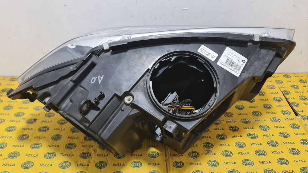 Far bi xenon BMW X5 F15 X6 F16 stanga 7290053