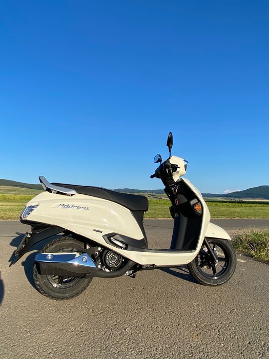 Scooter suzuki address 125 2026 se conduce cu B