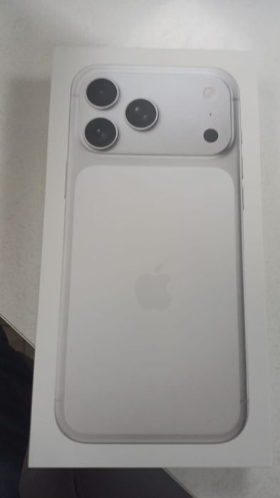 Iphone 17 pro max 256g