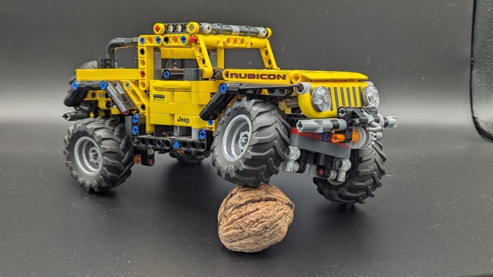 Lego Technic Jeep Wrangler 42122