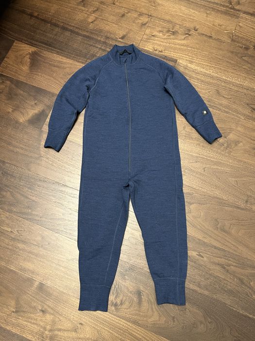 Зимний комбинезон и поддев Reima