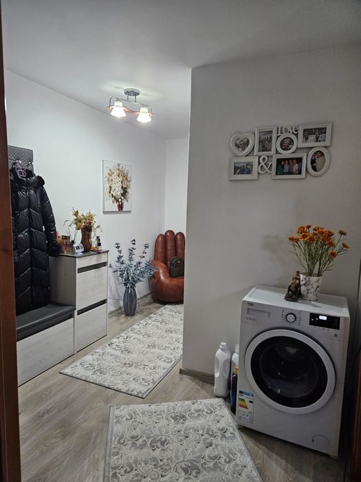 Vand apartament 2 camere Maratei alimentara 28