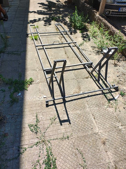 Стойка за превоз на мотори