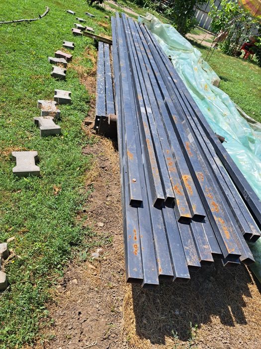 Structură garaj/ hală