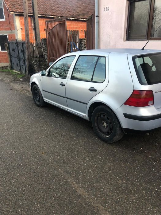 De vanzare Golf 4 ALH