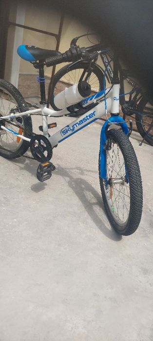 Bicicleta copii  aproape noua