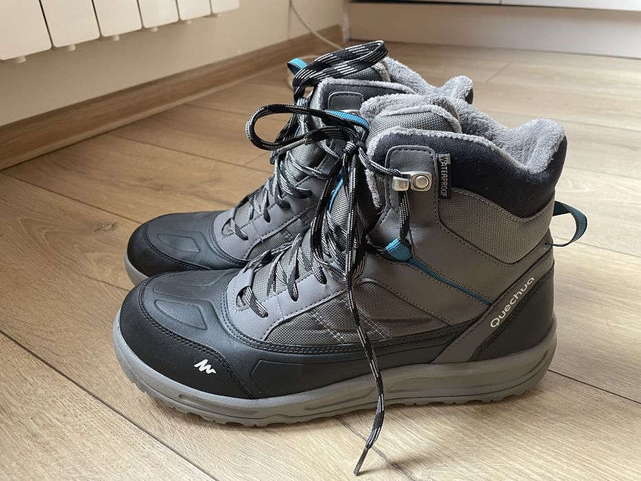 Мъжки обувки Adidas, Quechua