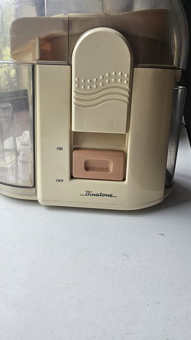 Соковыжималка Binatone