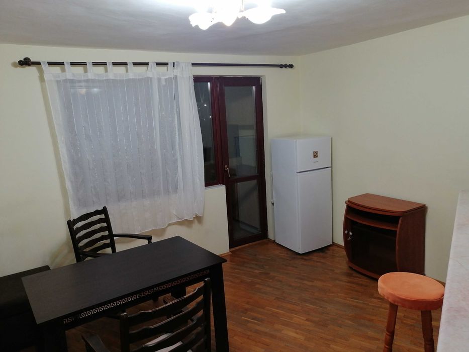 Дава се под наем Тристаен апартамент в Варна, Бриз - 93 кв.м за 459 € - Снимка #19