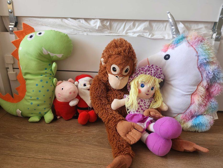 Лот детски плюшени играчки