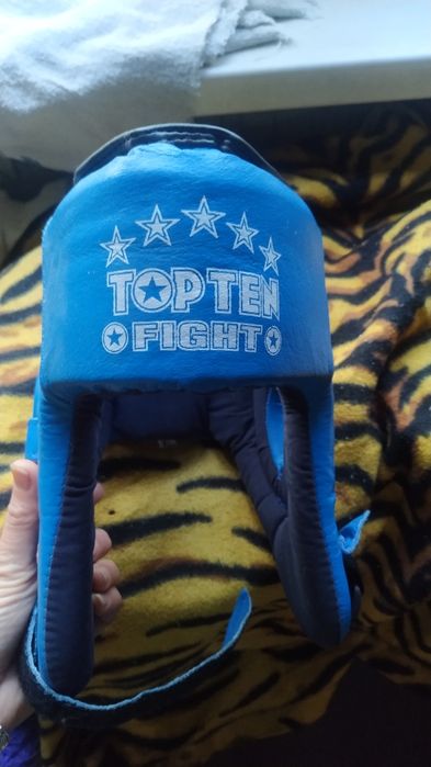 Продам шлем новый