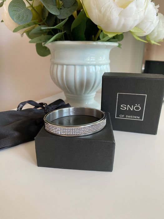 Елегантна дамска гривна от шведска неръждаема стомана SNO