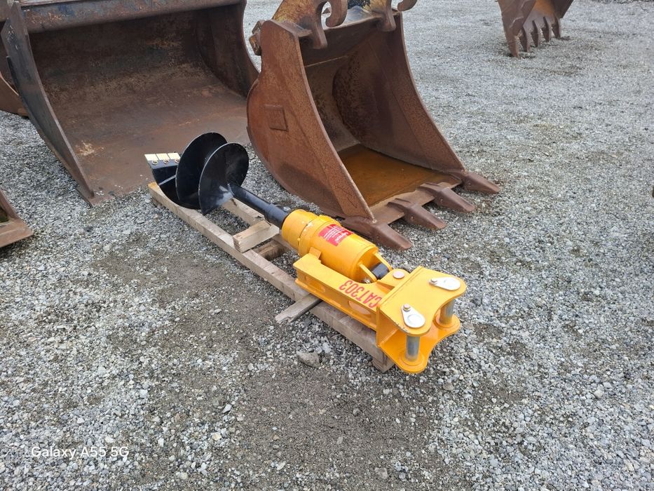 Burghiu pentru excavatoare