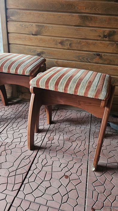 Табуретки с мягким верхом